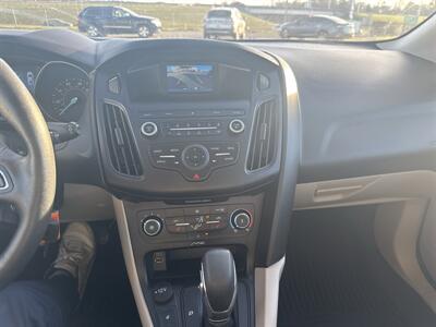 2018 Ford Focus SE   - Photo 10 - Madisonville, TN 37354