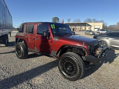 2007 Jeep Wrangler Unlimited X - Photo 2 - Madisonville, TN 37354