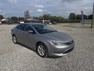 2015 Chrysler 200 Limited   - Photo 2 - Madisonville, TN 37354