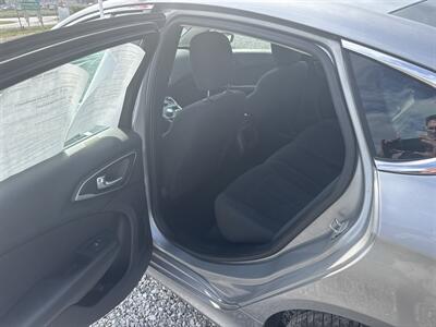 2015 Chrysler 200 Limited   - Photo 10 - Madisonville, TN 37354