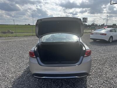 2015 Chrysler 200 Limited   - Photo 13 - Madisonville, TN 37354