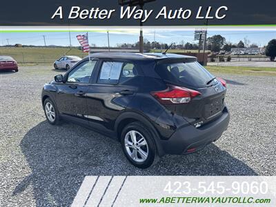 2019 Nissan Kicks S - Photo 4 - Madisonville, TN 37354