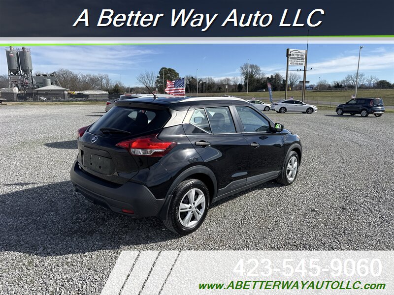 2019 Nissan Kicks S - Photo 3 - Madisonville, TN 37354