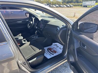 2020 Nissan Rogue Sport S - Photo 6 - Madisonville, TN 37354