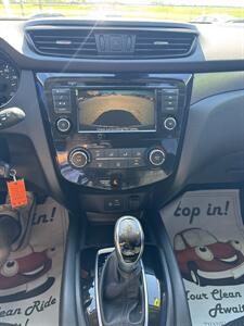 2020 Nissan Rogue Sport S - Photo 10 - Madisonville, TN 37354