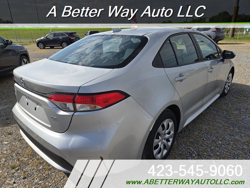 2021 Toyota Corolla LE - Photo 3 - Madisonville, TN 37354