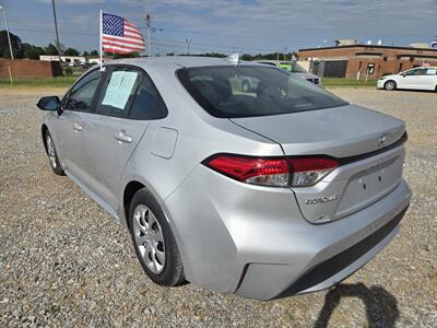 2021 Toyota Corolla LE - Photo 2 - Madisonville, TN 37354