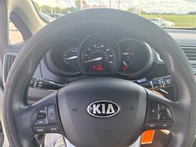 2016 Kia Rio LX - Photo 9 - Madisonville, TN 37354