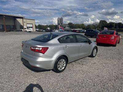 2016 Kia Rio LX - Photo 3 - Madisonville, TN 37354
