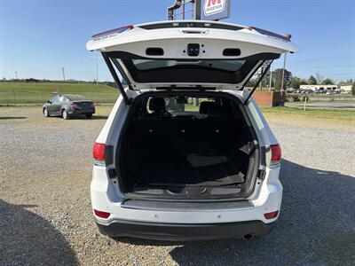 2015 Jeep Grand Cherokee Limited - Photo 13 - Madisonville, TN 37354