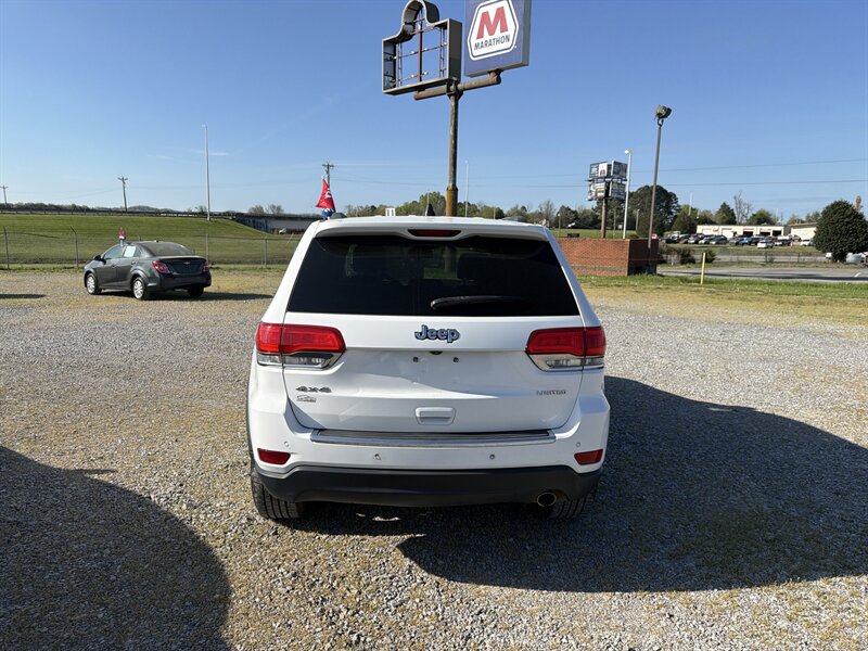 2015 Jeep Grand Cherokee Limited - Photo 12 - Madisonville, TN 37354