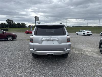 2021 Toyota 4Runner SR5 - Photo 12 - Madisonville, TN 37354