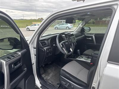 2021 Toyota 4Runner SR5 - Photo 5 - Madisonville, TN 37354