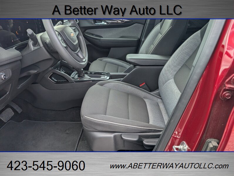 2025 Chevrolet Trailblazer LT - Photo 10 - Madisonville, TN 37354