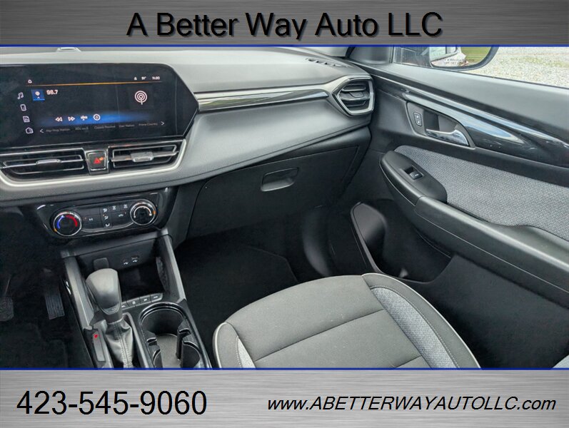 2025 Chevrolet Trailblazer LT - Photo 9 - Madisonville, TN 37354