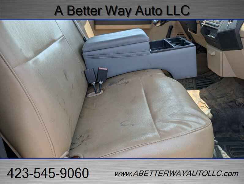 2008 FORD F450SD Truck - Photo 10 - Madisonville, TN 37354