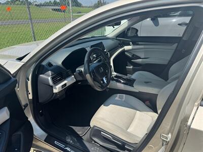 2018 Honda Accord LX   - Photo 5 - Madisonville, TN 37354