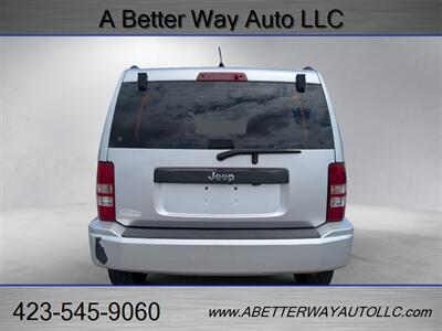 2012 Jeep Liberty Sport   - Photo 8 - Madisonville, TN 37354