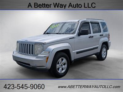 2012 Jeep Liberty Sport   - Photo 2 - Madisonville, TN 37354