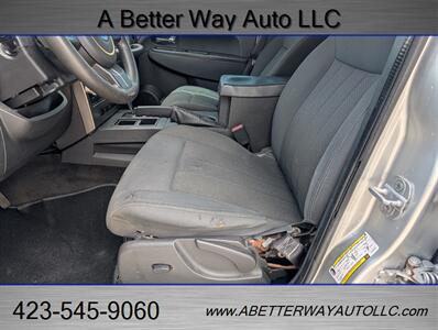 2012 Jeep Liberty Sport   - Photo 12 - Madisonville, TN 37354