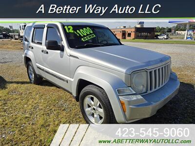 2012 Jeep Liberty Sport   - Photo 3 - Madisonville, TN 37354