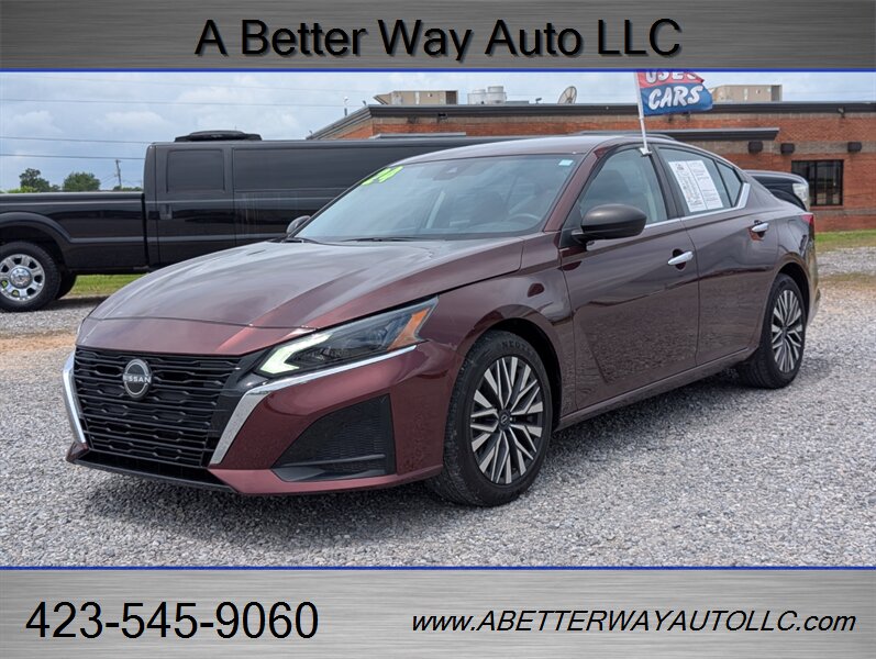 2024 Nissan Altima 2.5 SV  