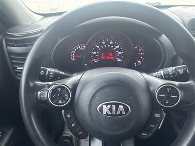 2017 Kia Soul +   - Photo 9 - Madisonville, TN 37354