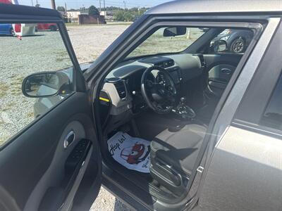2016 Kia Soul +   - Photo 5 - Madisonville, TN 37354