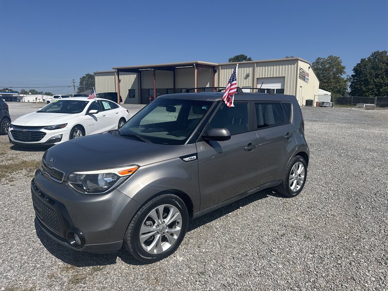 2016 Kia Soul +  