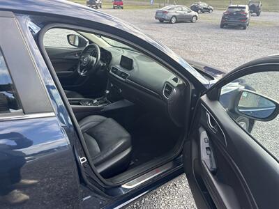 2017 Mazda Mazda3 Grand Touring - Photo 6 - Madisonville, TN 37354