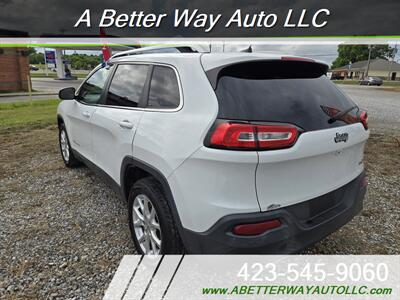 2016 Jeep Cherokee Latitude   - Photo 2 - Madisonville, TN 37354