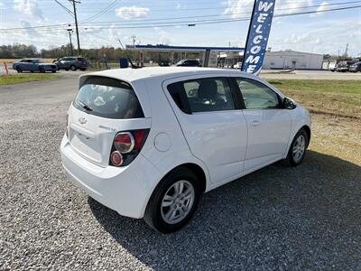 2014 Chevrolet Sonic LT Auto   - Photo 3 - Madisonville, TN 37354