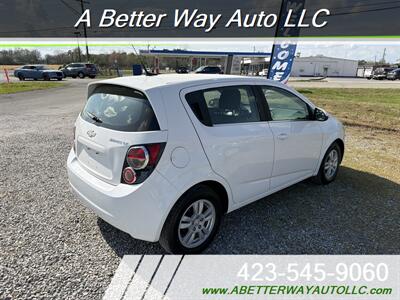 2014 Chevrolet Sonic LT Auto   - Photo 3 - Madisonville, TN 37354