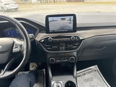 2020 Ford Escape Titanium   - Photo 10 - Madisonville, TN 37354