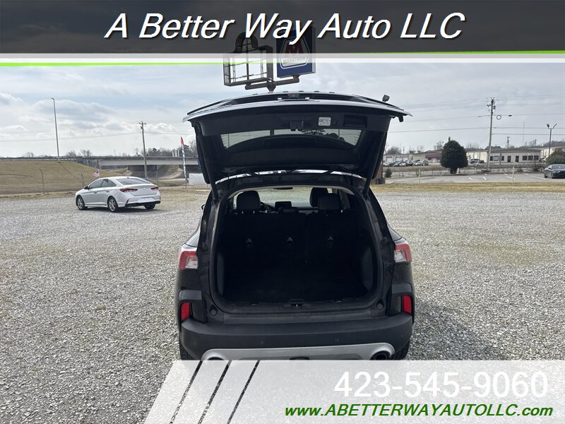 2020 Ford Escape Titanium - Photo 13 - Madisonville, TN 37354