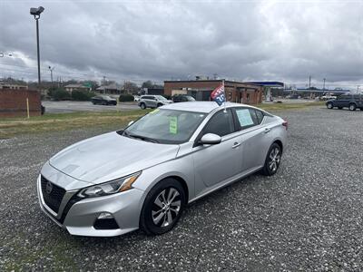 2020 Nissan Altima 2.5 S - Photo 1 - Madisonville, TN 37354