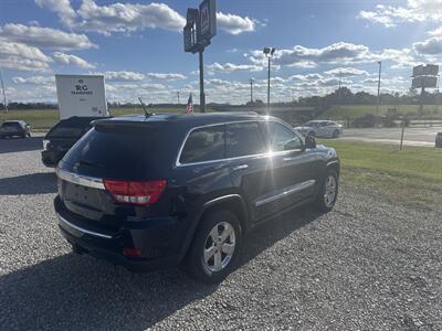 2012 Jeep Grand Cherokee Overland   - Photo 3 - Madisonville, TN 37354