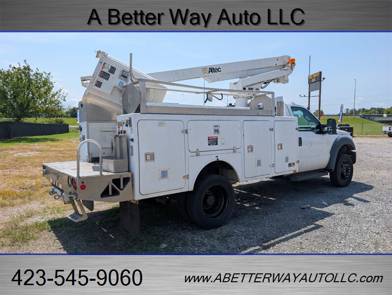2012 Ford F-450 Super Duty Bucket Truck - Photo 6 - Madisonville, TN 37354
