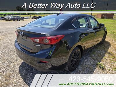 2015 Mazda Mazda3 i Touring - Photo 4 - Madisonville, TN 37354