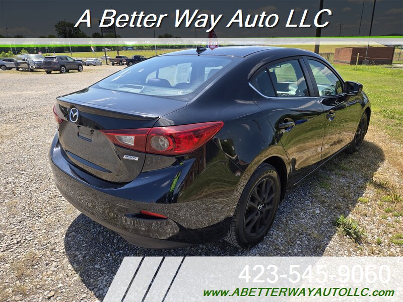 2015 Mazda Mazda3 i Touring - Photo 4 - Madisonville, TN 37354