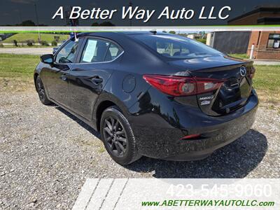 2015 Mazda Mazda3 i Touring - Photo 2 - Madisonville, TN 37354