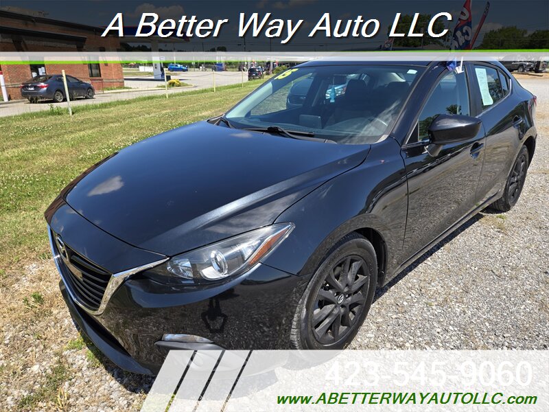 2015 Mazda Mazda3 i Touring   - Photo 1 - Madisonville, TN 37354
