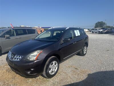 2014 Nissan Rogue Select S   - Photo 1 - Madisonville, TN 37354