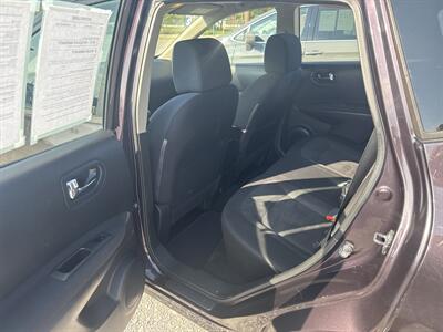 2014 Nissan Rogue Select S   - Photo 8 - Madisonville, TN 37354