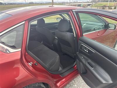 2015 Nissan Altima 2.5 S   - Photo 7 - Madisonville, TN 37354