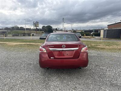 2015 Nissan Altima 2.5 S   - Photo 12 - Madisonville, TN 37354