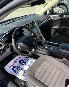 2020 Ford Fusion SE   - Photo 6 - Madisonville, TN 37354
