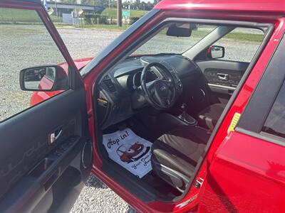2012 Kia Soul ! - Photo 5 - Madisonville, TN 37354