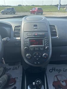 2012 Kia Soul ! - Photo 14 - Madisonville, TN 37354
