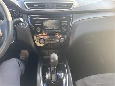 2016 Nissan Rogue SV   - Photo 10 - Madisonville, TN 37354